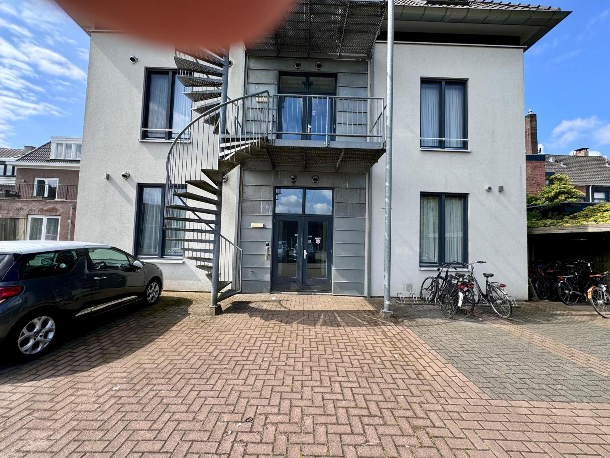 86 3City Appartement Met Prive Parkeerplaats Enschede Extérieur photo
